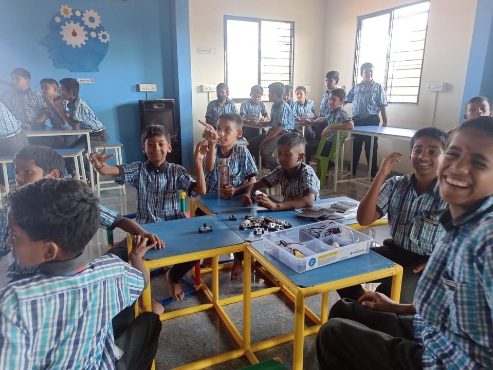 ๐ ๐ In March 2024, our Atal Tinkering Lab was buzzing with seven hands-on activityโฆ